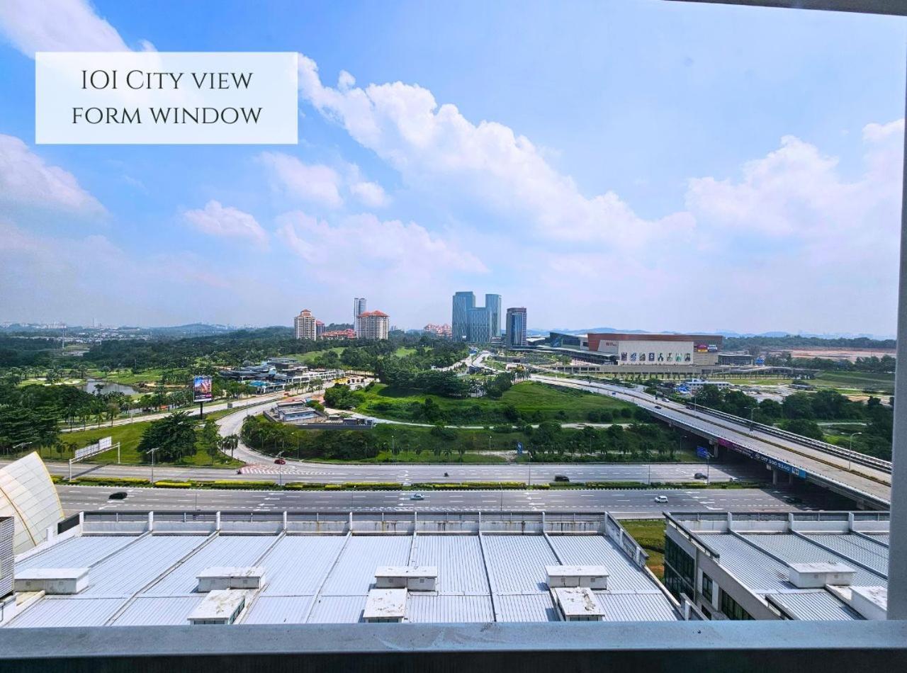 Conezion Near Ioi City Mall, Maeps Serdang, Putrajaya By Cloud Host Номер фото