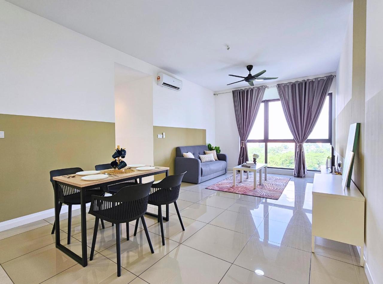 Conezion Near Ioi City Mall, Maeps Serdang, Putrajaya By Cloud Host Номер фото